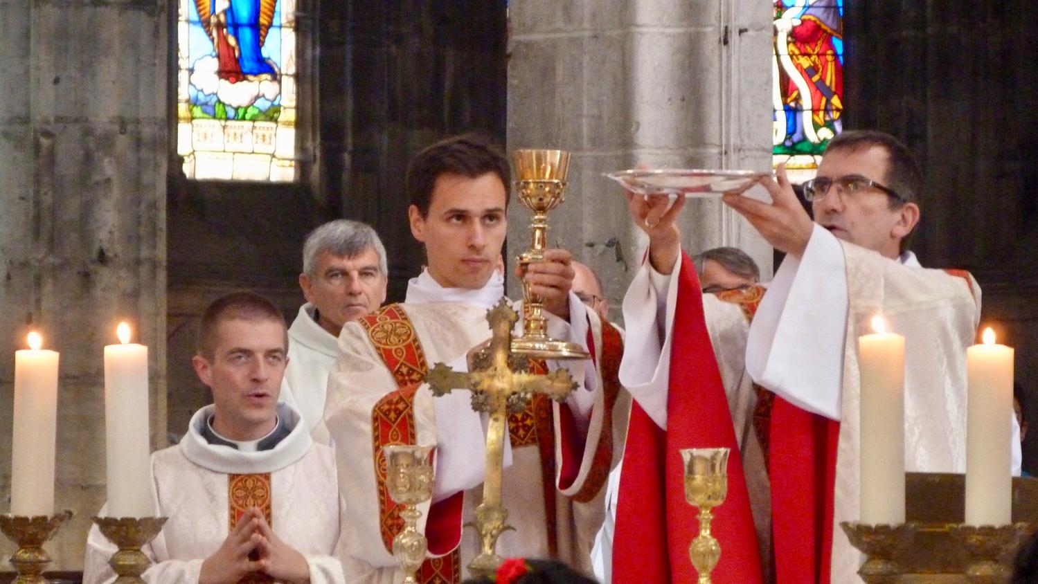 Ordination diaconale en vue du sacerdoce de Louis Marie Cuisiniez